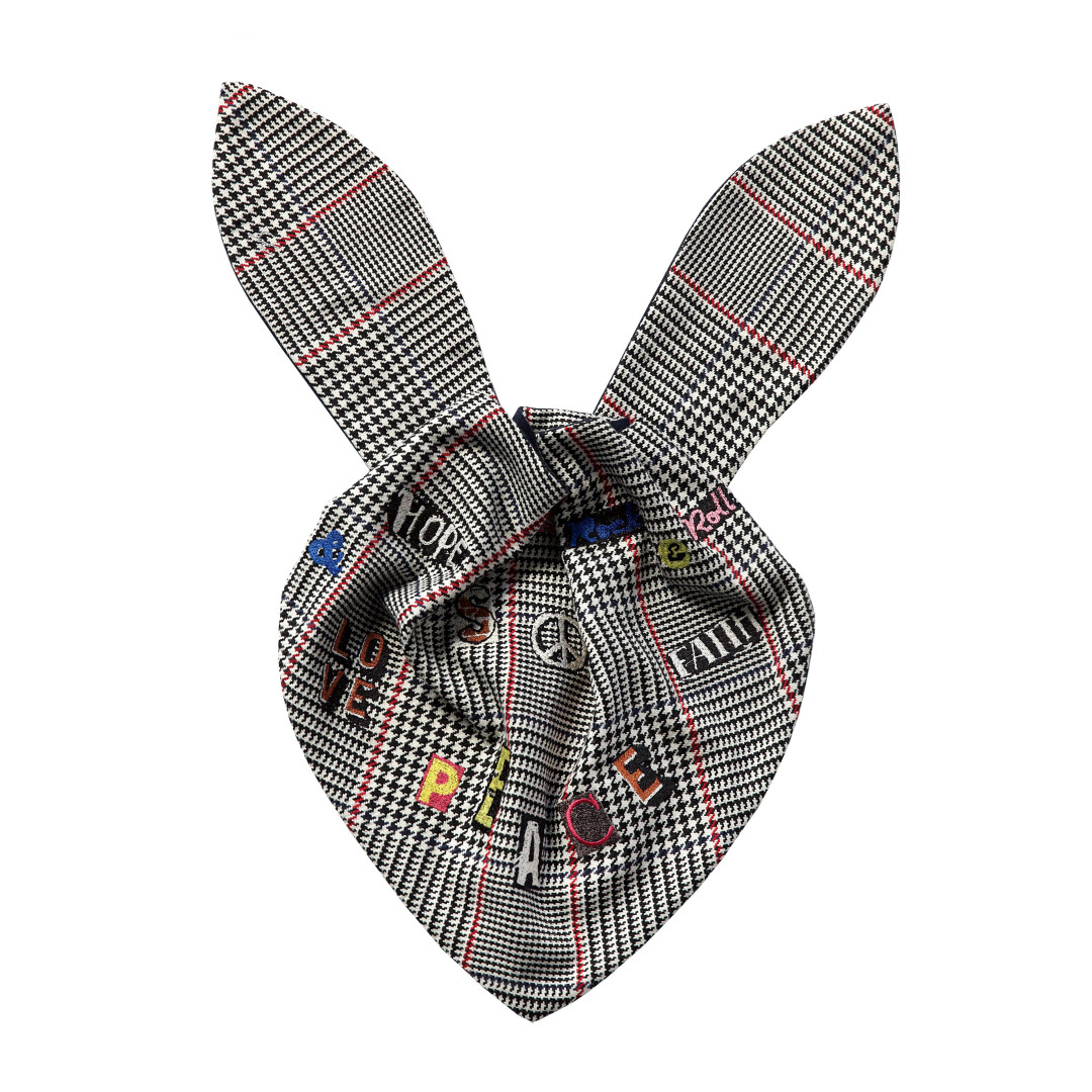 Косынка Sol, 11 800 рублей (Subbota Showroom)