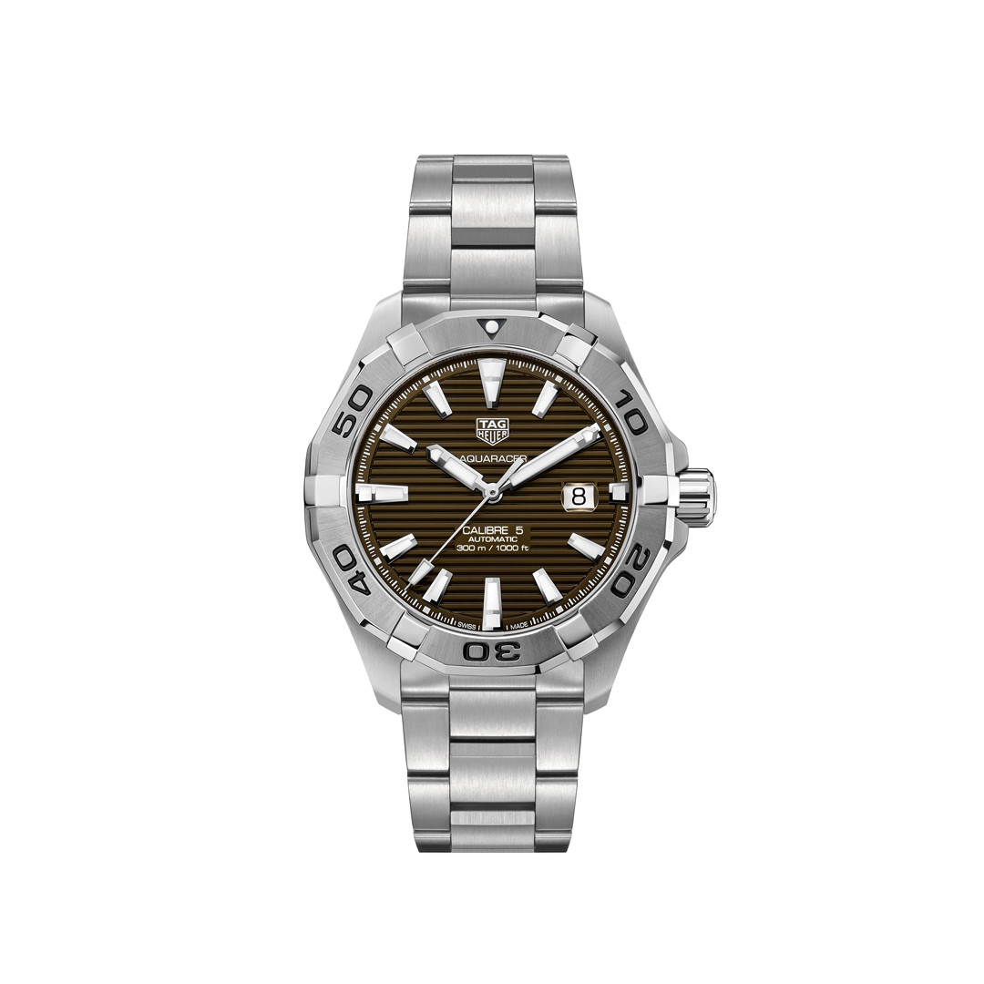 Часы TAG Heuer Aquaracer, 130 000 рублей (ТРЦ «Галерея»)