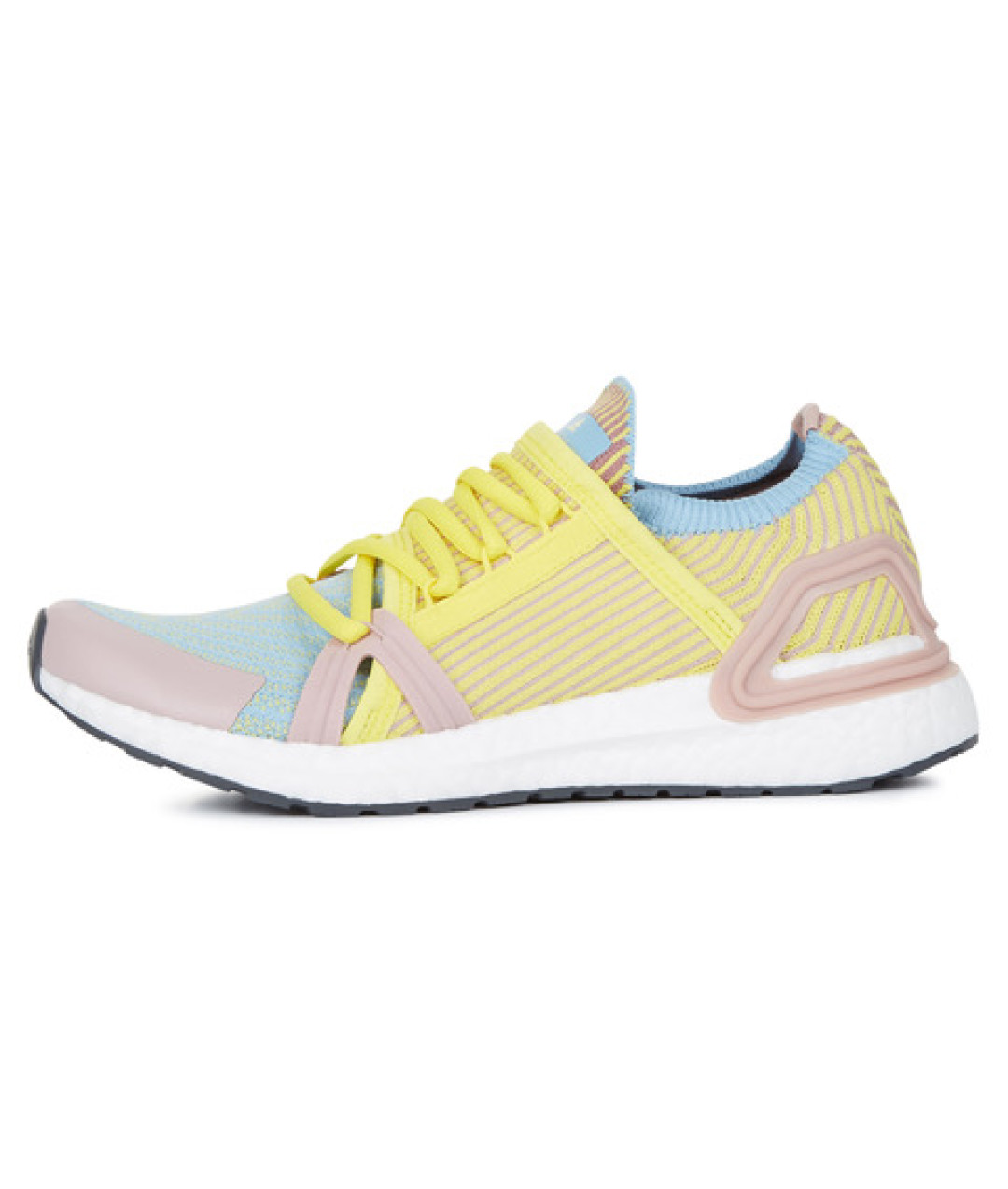 Кроссовки adidas x Stella McCartney, 19 999 рублей (ТРЦ «Галерея»)