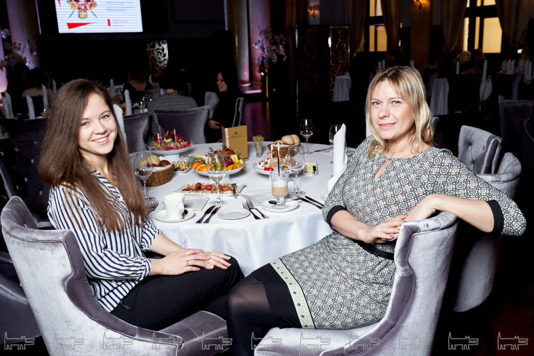 Надежда Савельева, Юлия Иванова