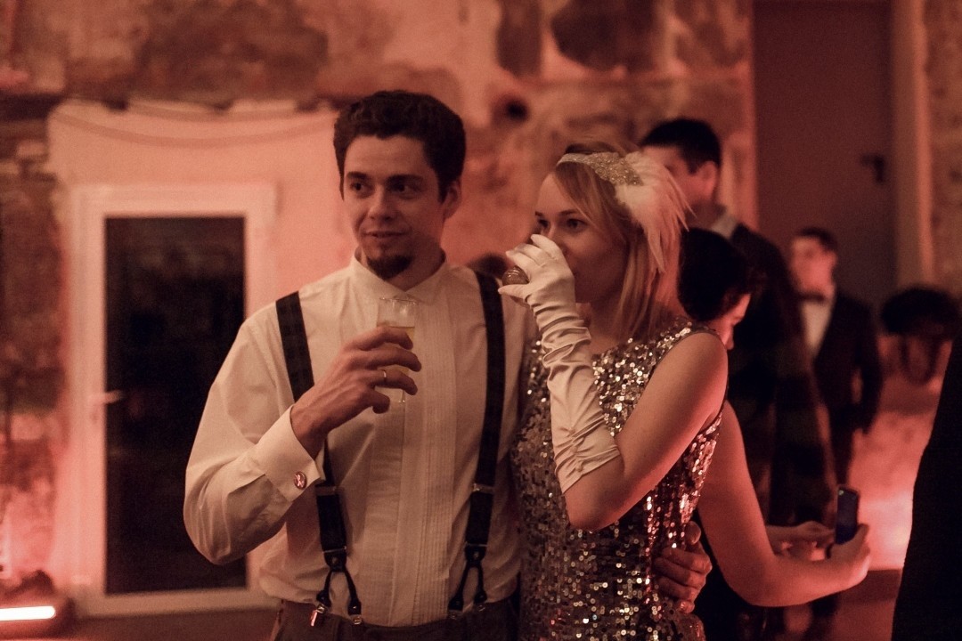 Дарья Павлова и Никита Павлов День рождения галереи FUTURO и ÖÖ-бара