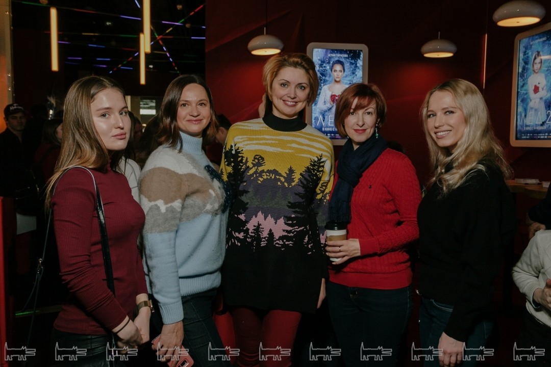 Екатерина Чудакова Премьера фильма «Лёд 2» в кинотеатре «Империя Грез Небо»