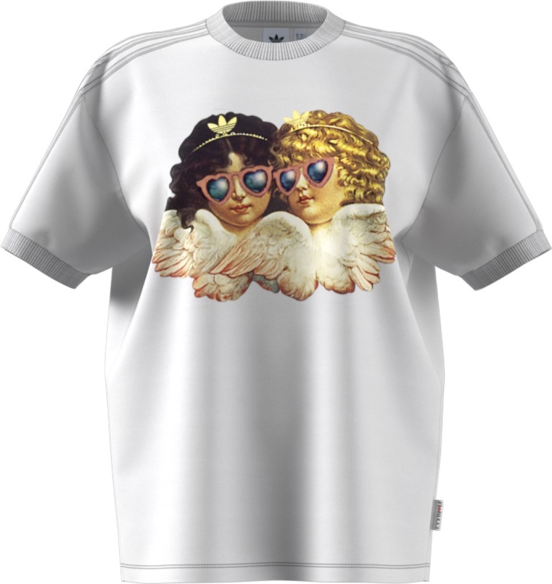 Женская футболка adidas Originals x Fiorucci, 3 499 рублей (adidas.ru)