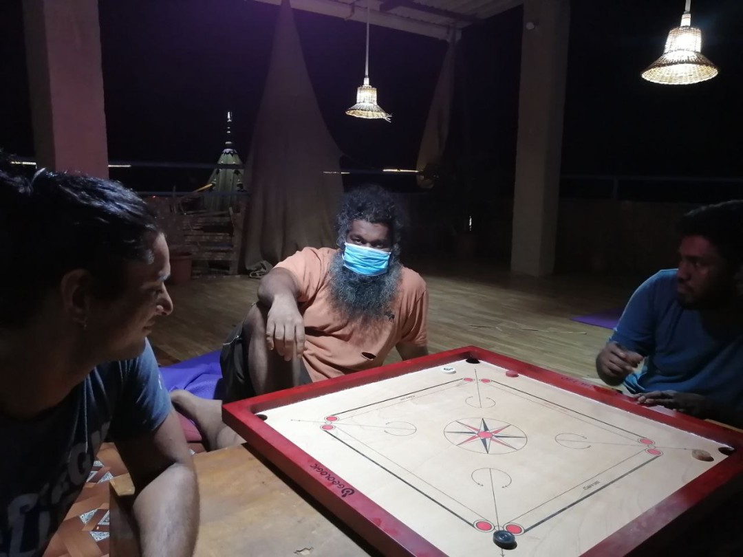 В гэст-хаузе Арамболя в первый день строгого карантина