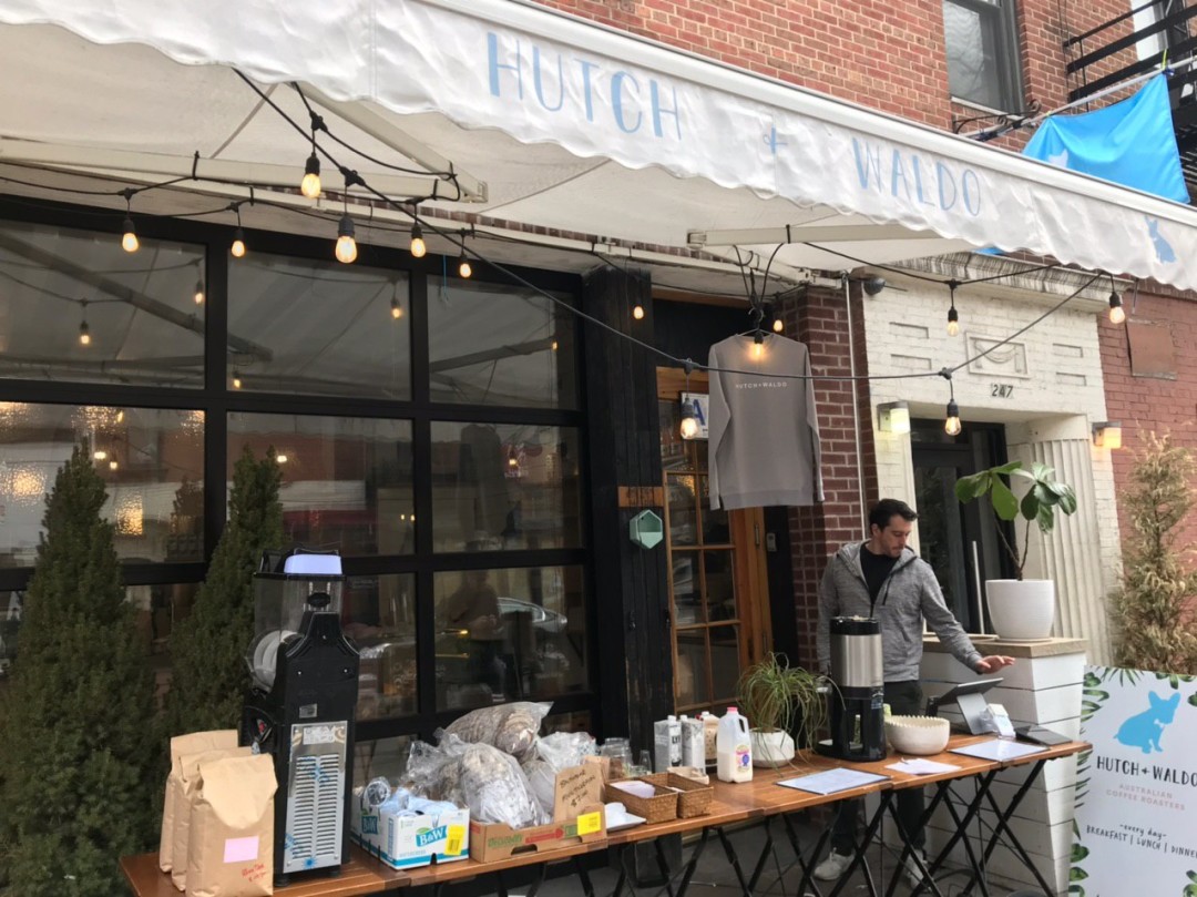 Кафе, которое перешло в режим работы «на вынос»