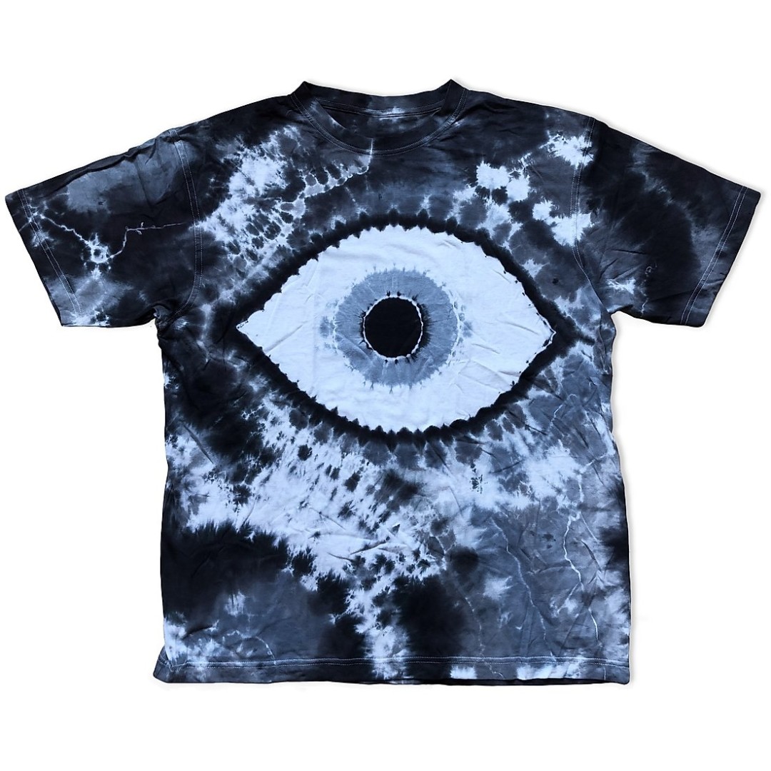 Футболка Private Couturier, 3 500 рублей (privatecouturier.com)