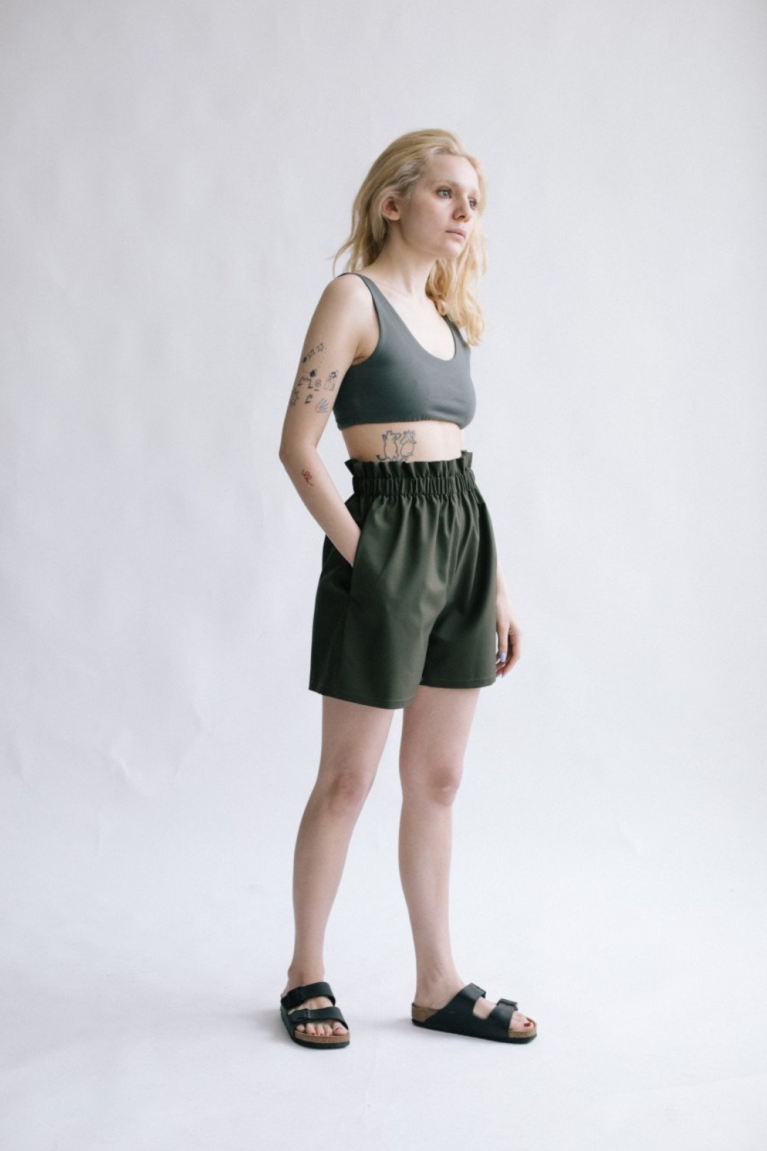 Женские шорты NNedre, 1 995 рублей (nnedre.com)