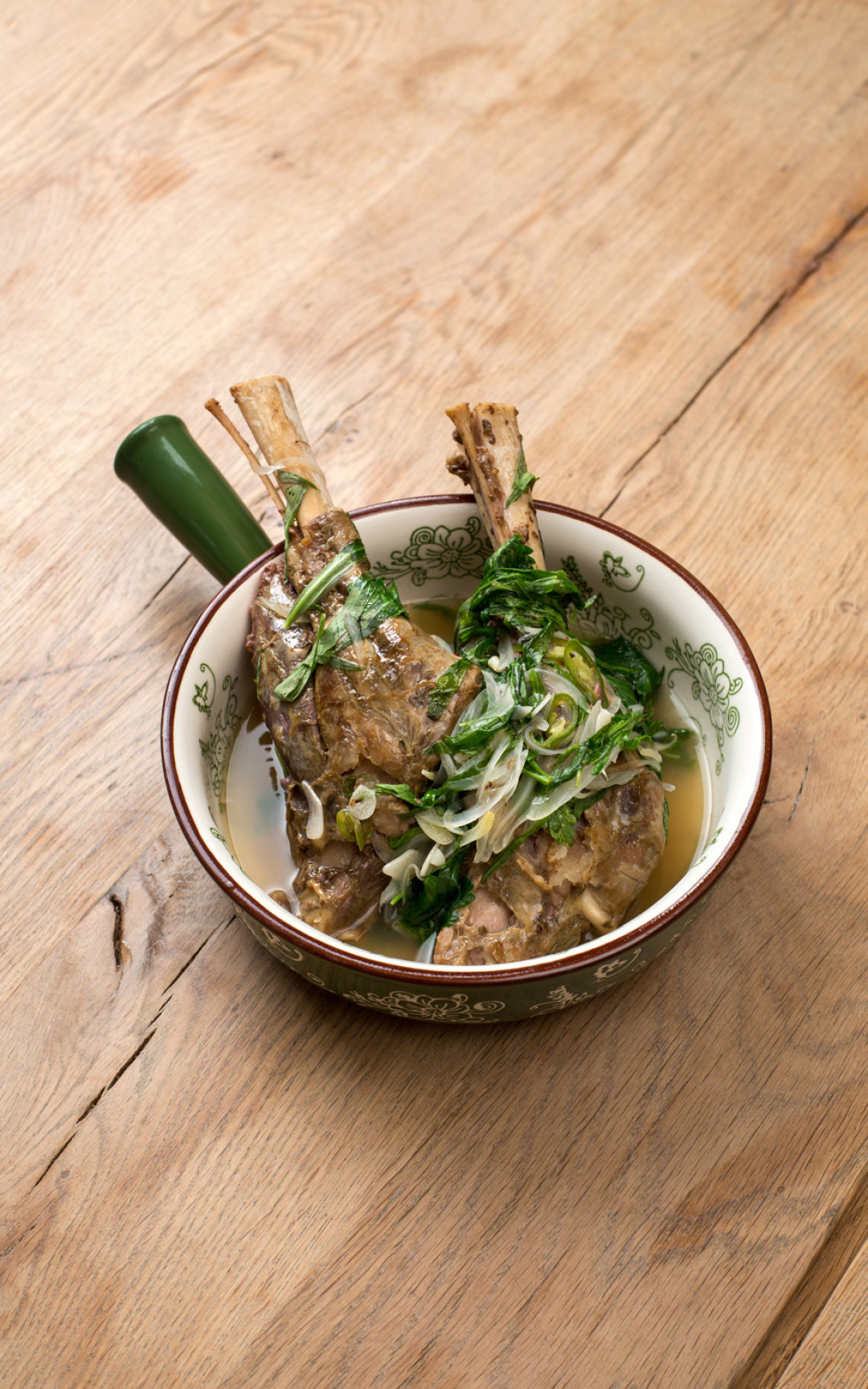 «Мама тута», Чакапули