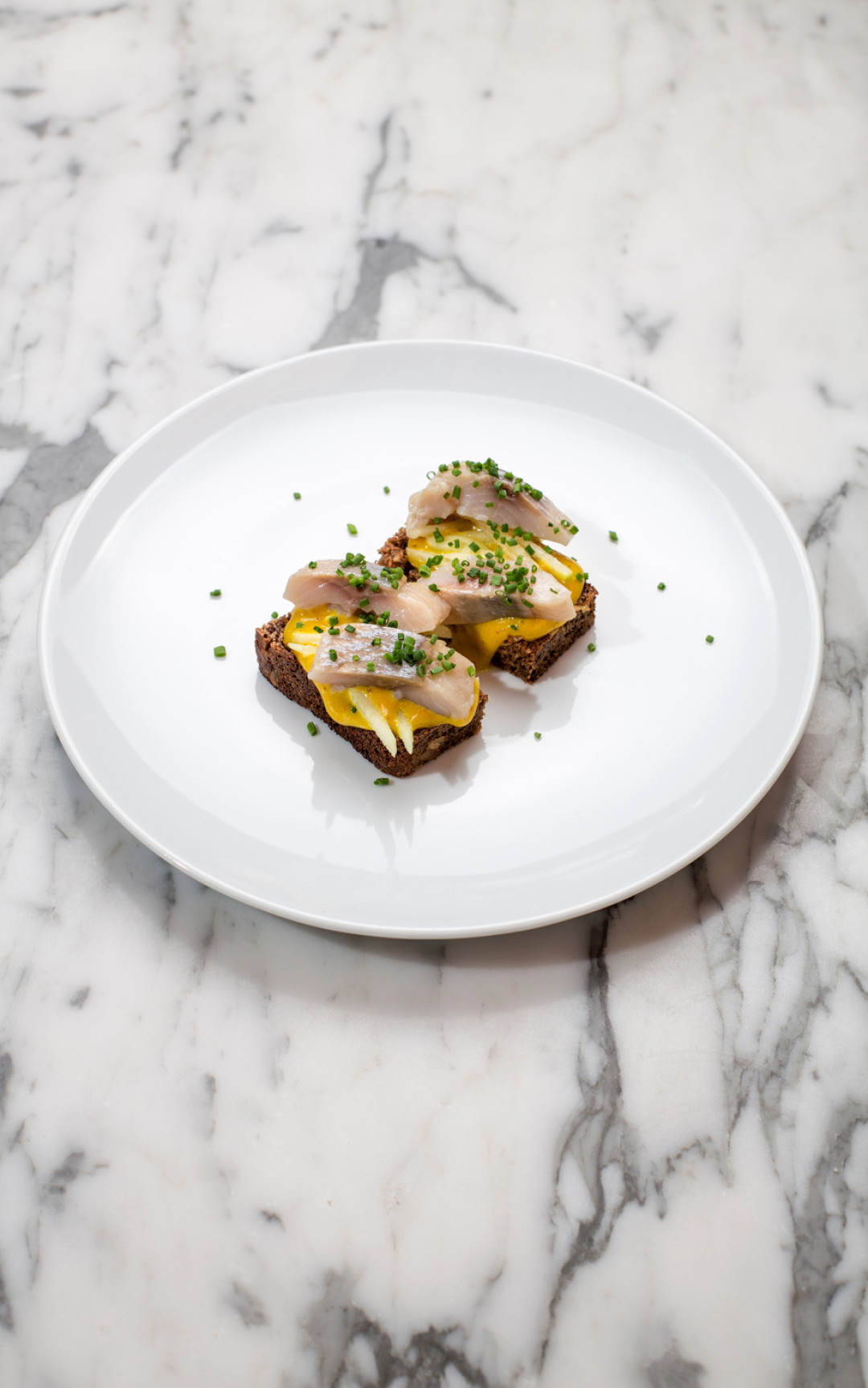 Kuznya, Ржаной тост с сельдью