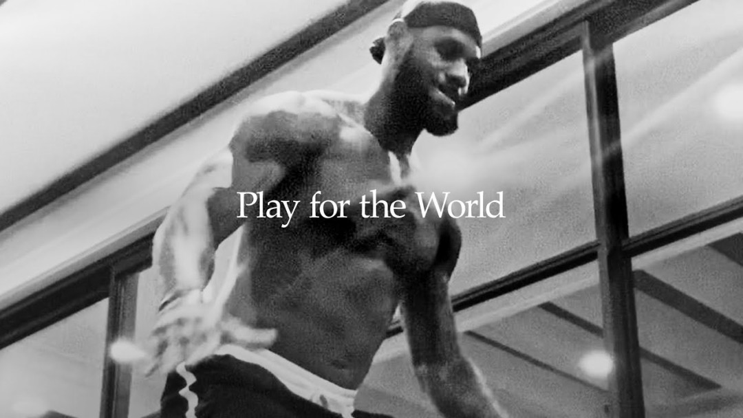 Фото из рекламного ролика Nike: Play for the World, снятого под руководством Евгения Примаченко, 2020 год