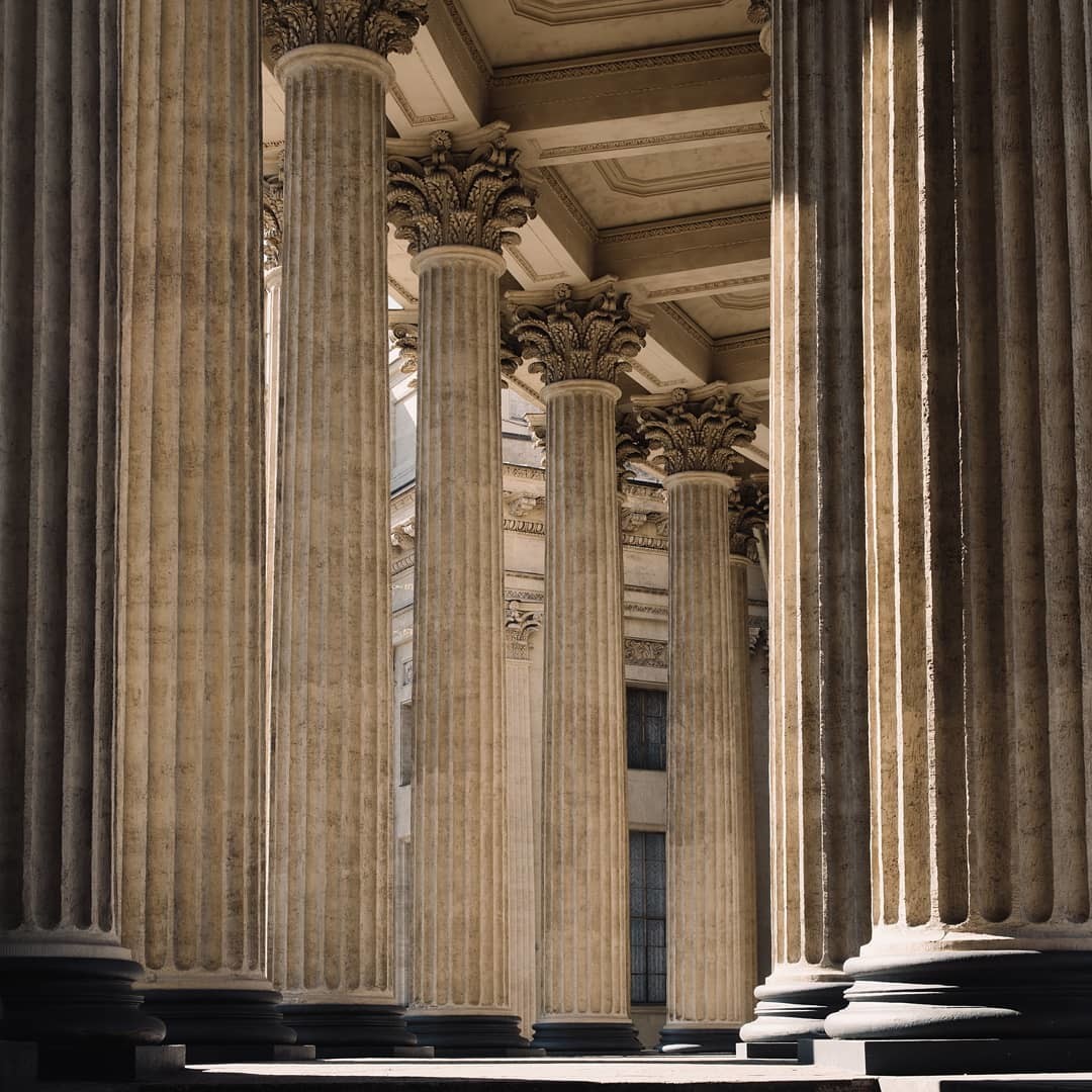 Колонны Казанского Кафедрального Собора Фото: @myskina6photo