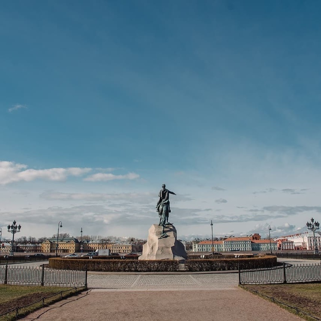 Медный всадник, памятник Петру I на Сенатской площади Фото: @myskina6photo