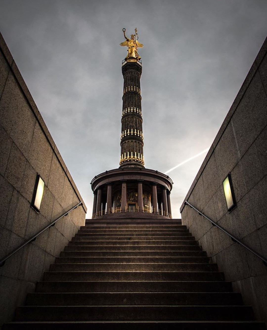 Колонна Победы Фото: @mishaheuer