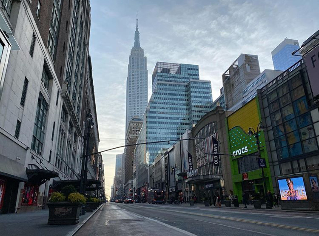 Эмпайр-стейт -билдинг Фото: @capanovayork