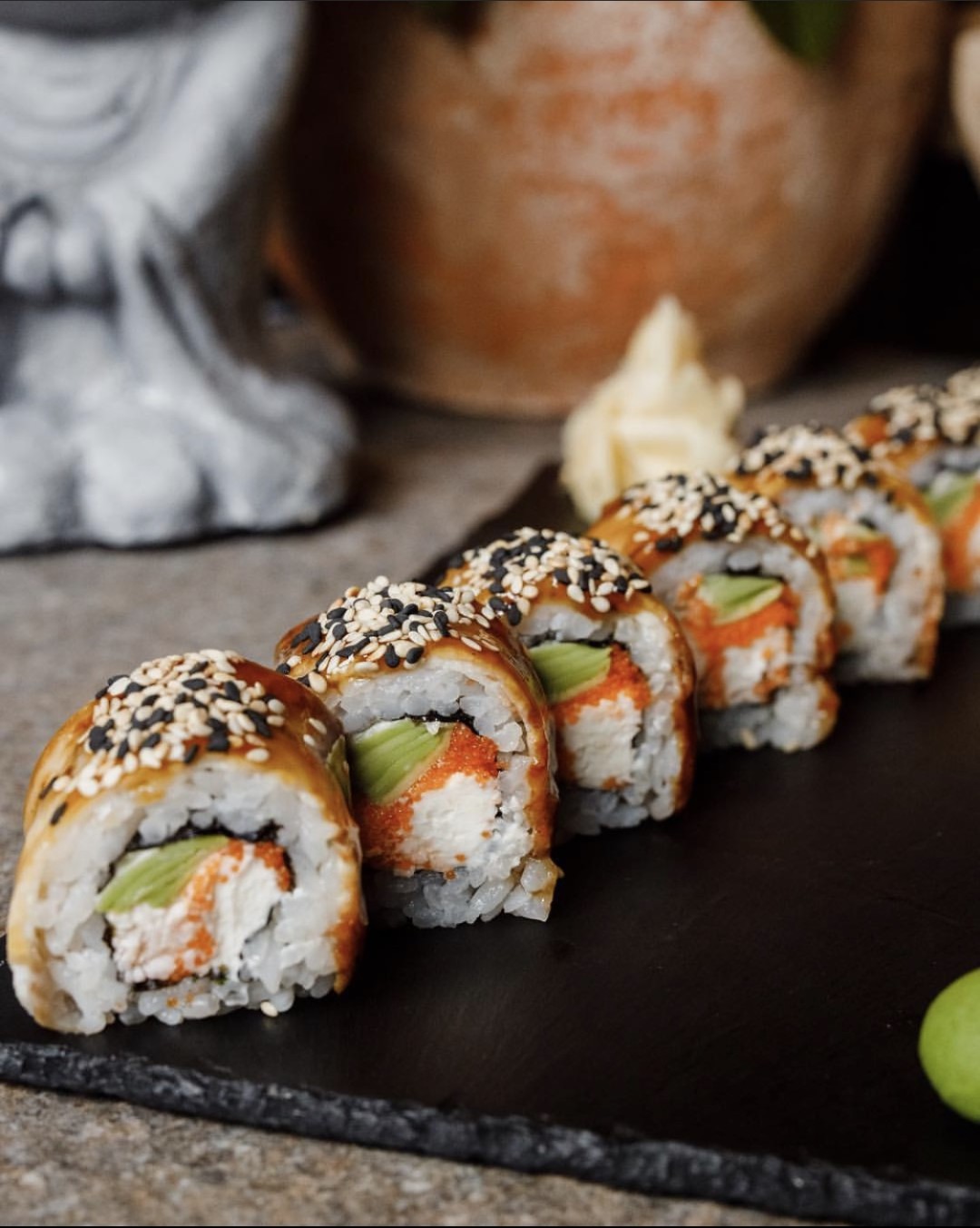 Ролл «Дракон»