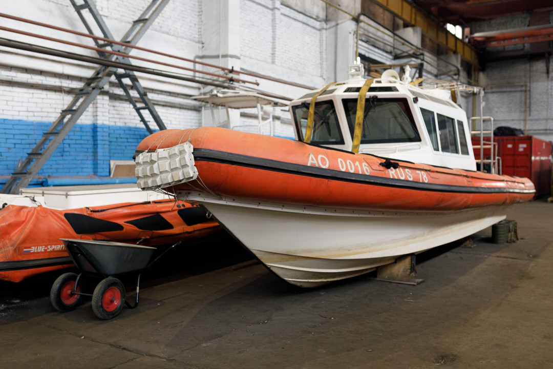 Исследовательское судно