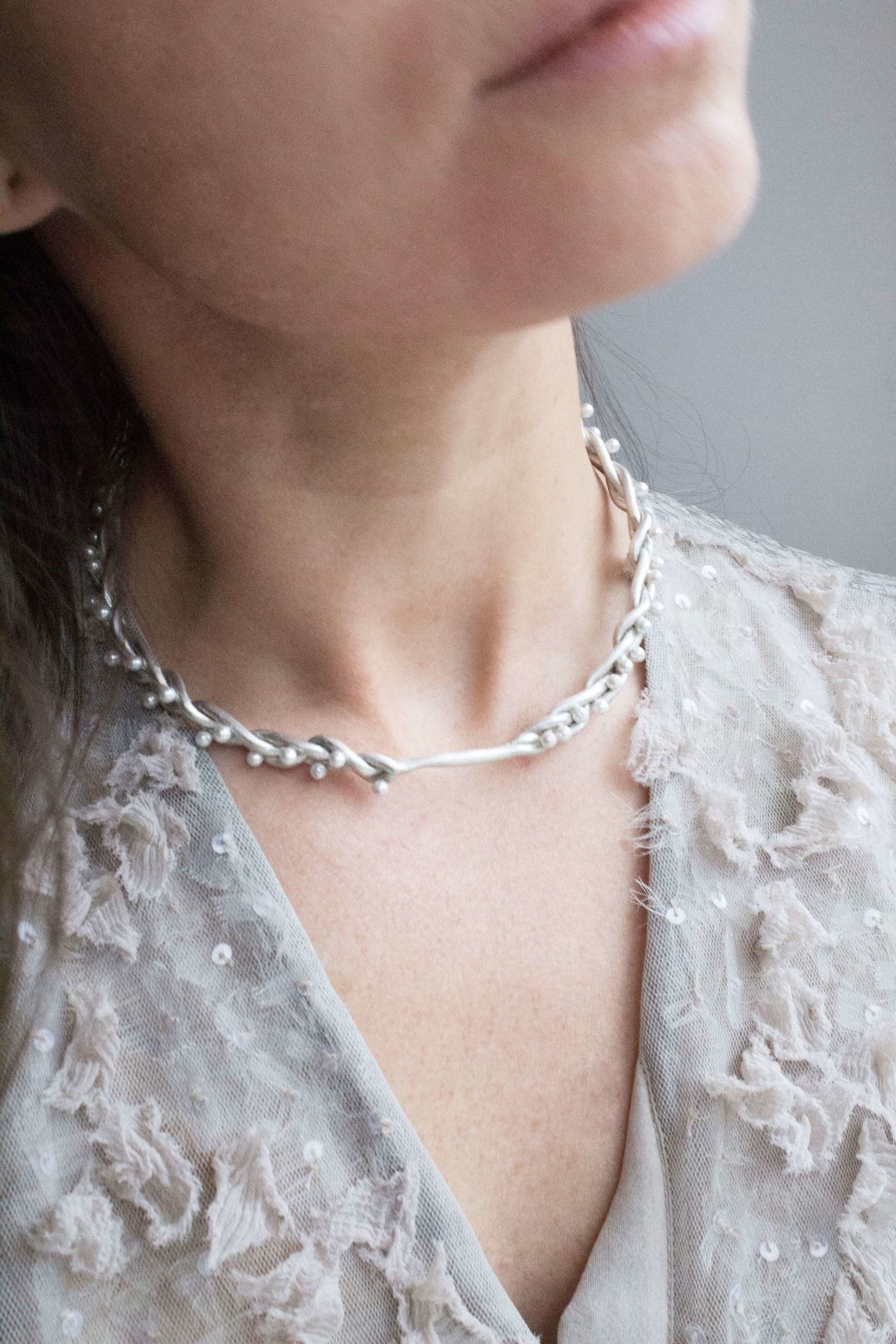 Колье Anna Aryutkina, 10 500 рублей (annaaryutkina.com)