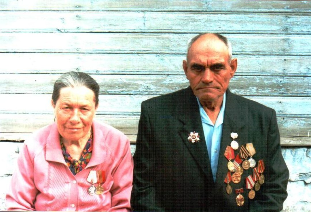 Сергей Михайлович Ерохин с женой в 1999 году