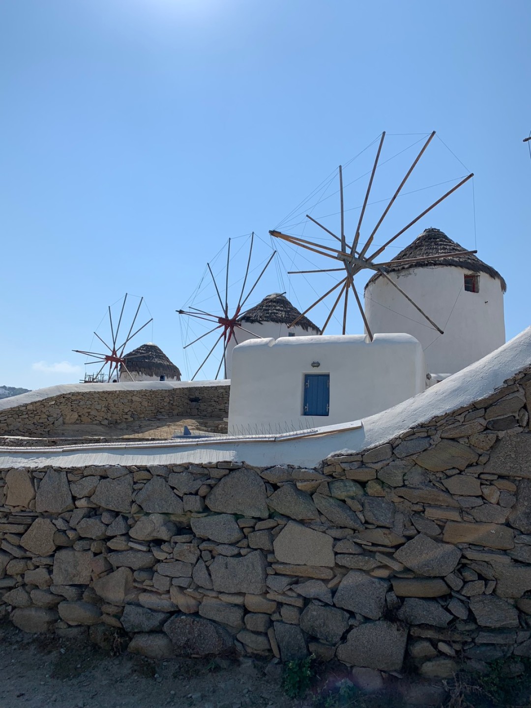 Ветряные мельницы или каменные гиганты Эгейского бассейна фото: Виктор Данилов