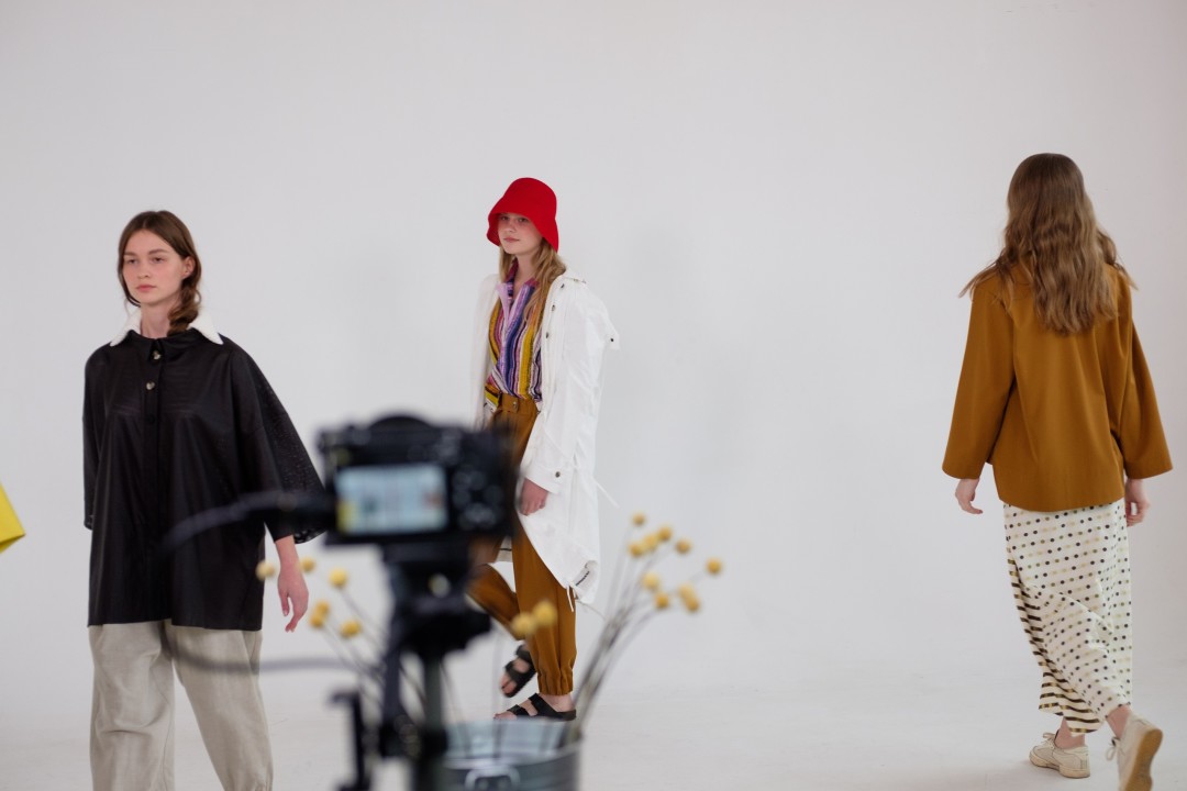 Фото с показа Polina Benefit