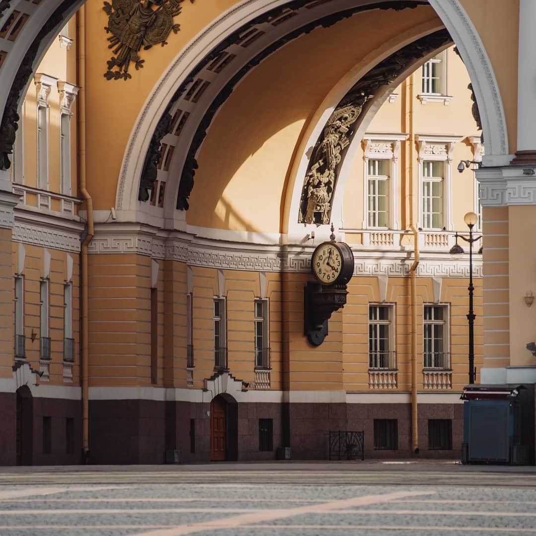 Фото, сделанные в Петербурге в начале режима самоизоляции. Источник: @myskina6photo