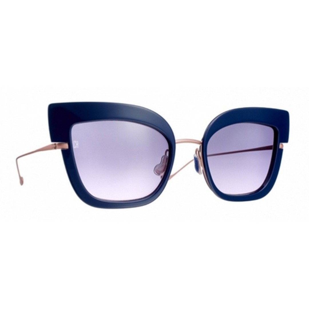 Caroline Abram (Widana 628), 28 990 ₽