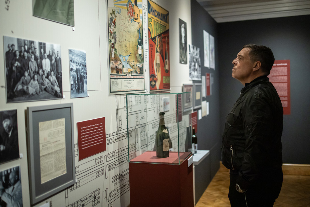 Александр Любимов