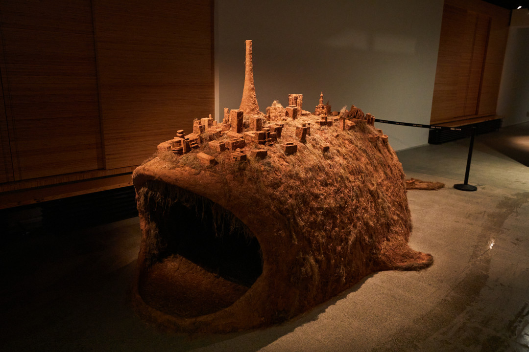 Художественное объединение «Гуй» (Марина Плаксива и Егор Ефремов), «Ионизация», 2020. фото: Михаил Вильчук