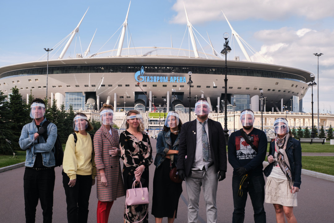 Мы вернемся смотреть футбол