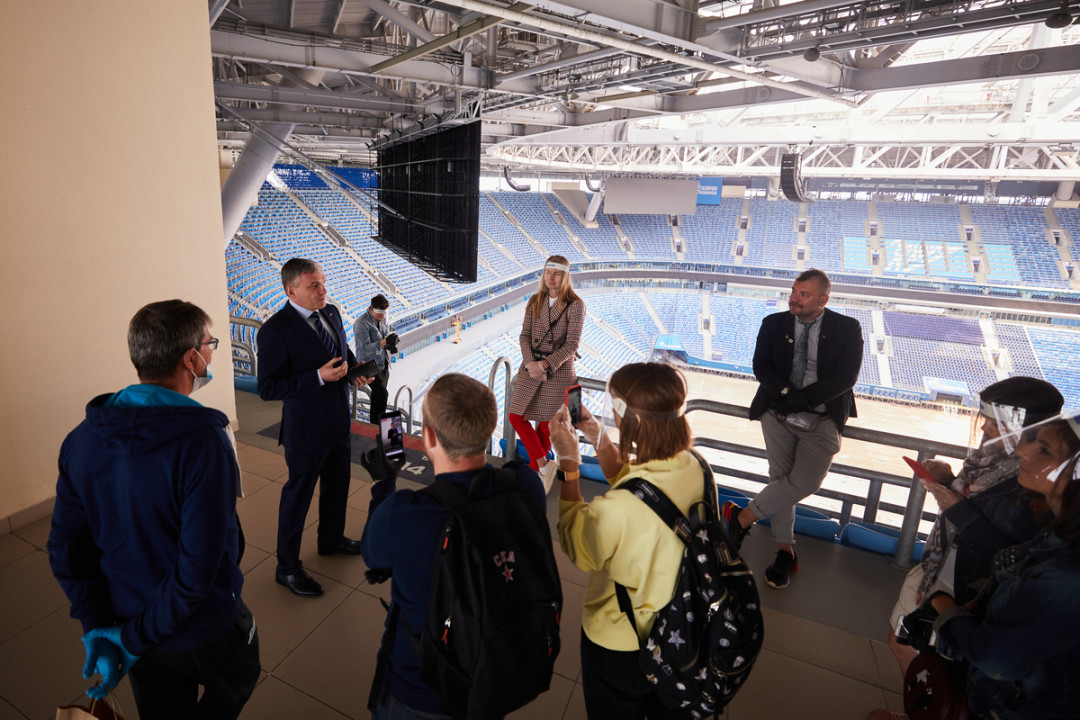 Как в кратчайшие сроки перевести стадион из режима «футбол» в режим «хоккей» или «концерт»