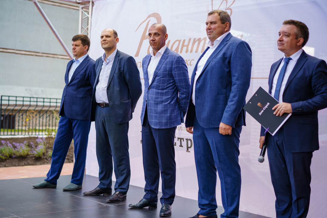 Друзья новосибирск фото Друзья новосибирск фото