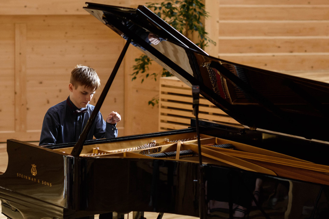 Симон Бюрки