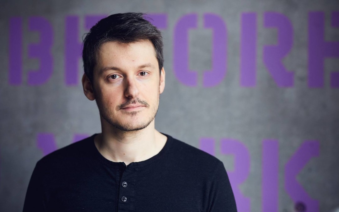 На фото: Илья Найшуллер