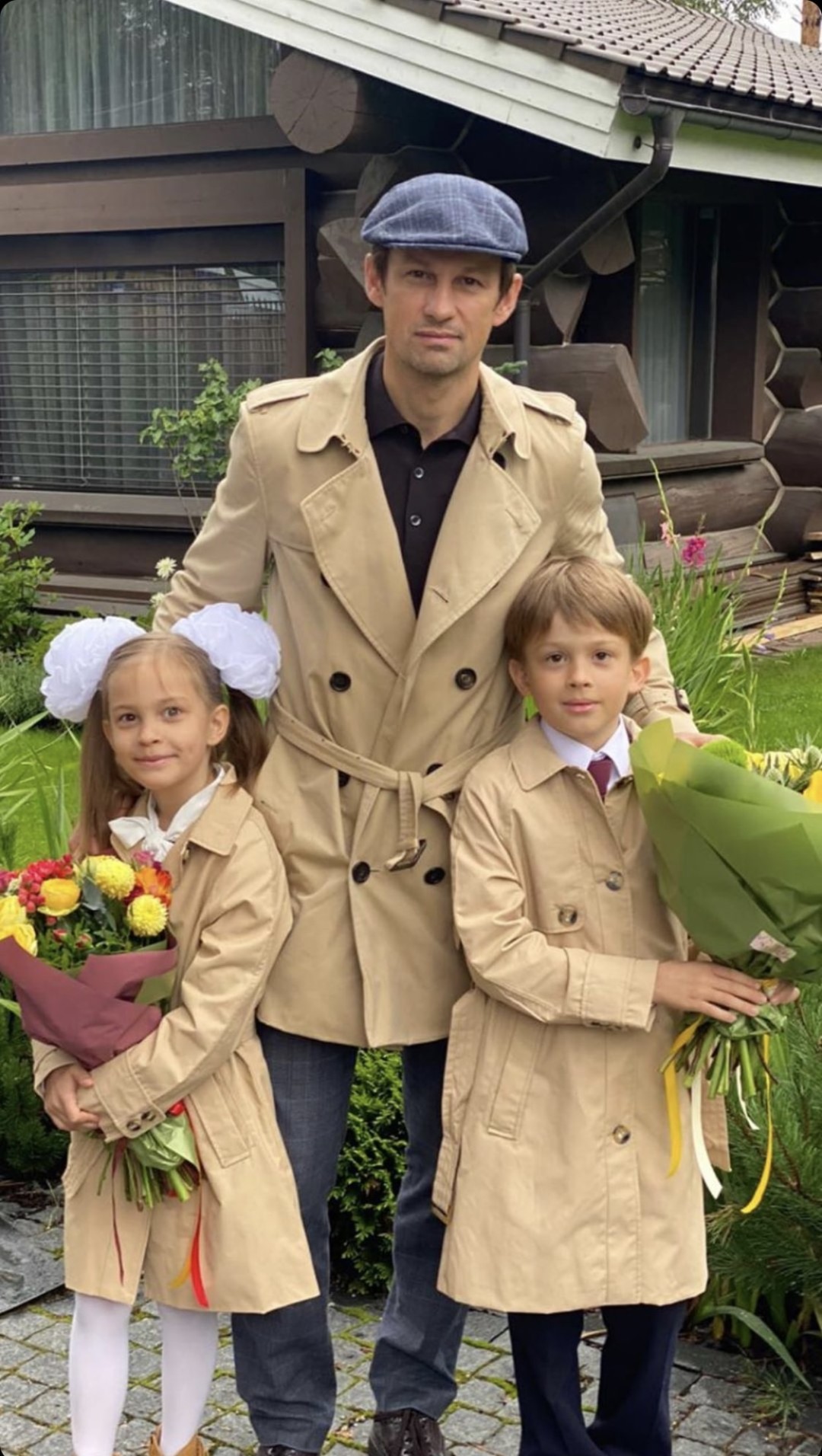 Главный тренер ФК «Зенит» Сергей Семак с дочерью Иларией Семак и сыном Саввой Семак