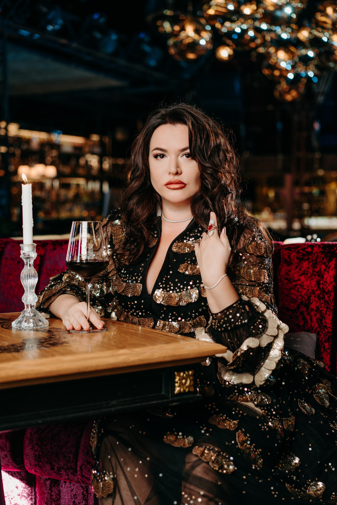 Екатерина Ушакова Укладка: Роза Керашева Макияж: Дарья Шенгерская