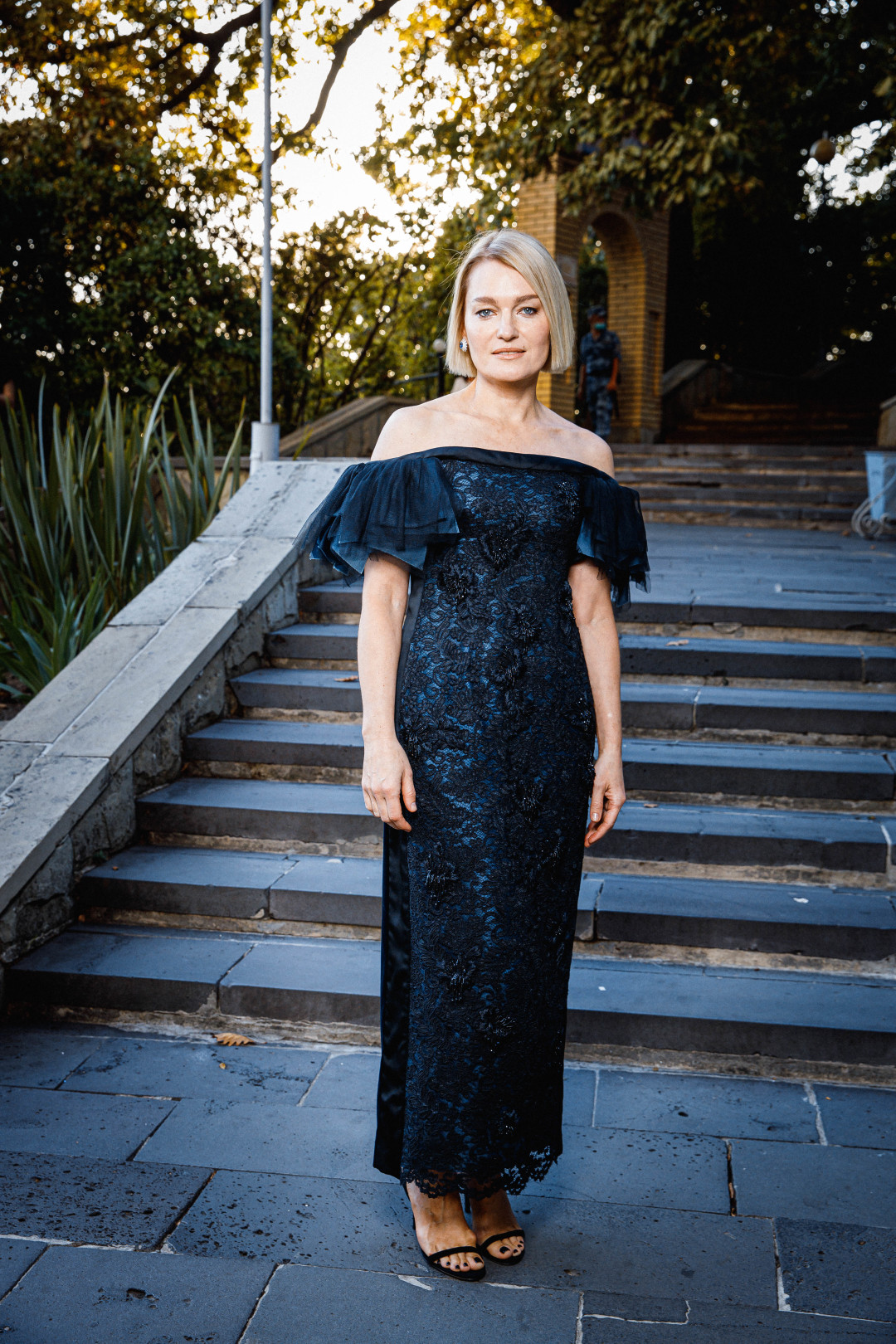 Виктория Толстоганова в серьгах Mercury