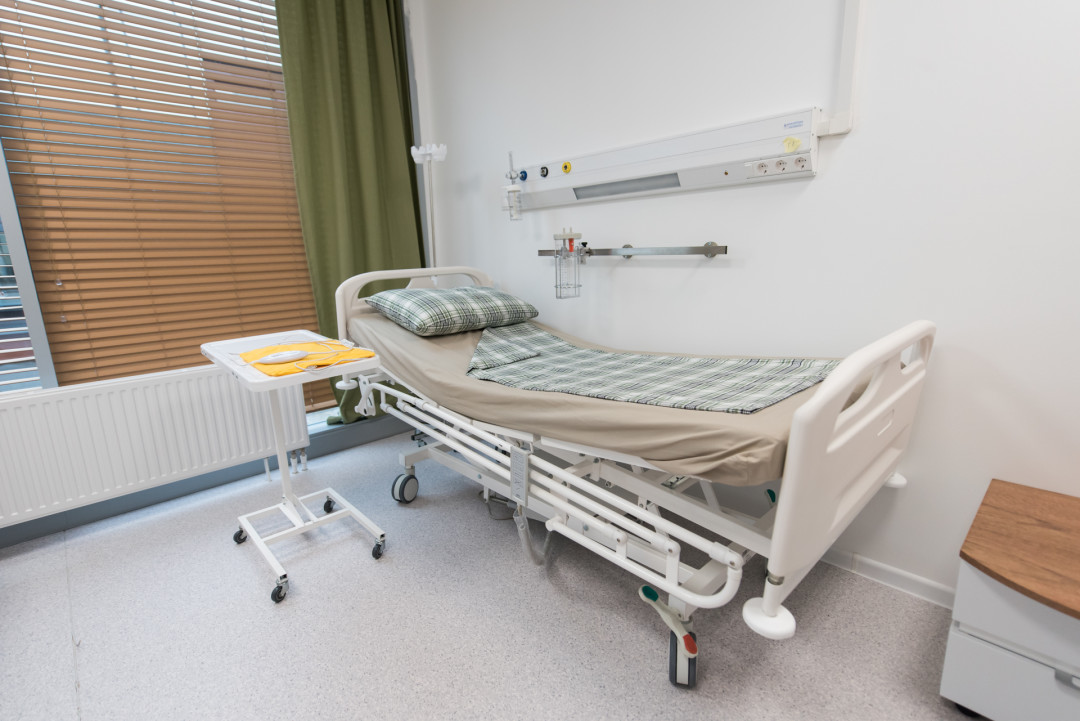 В палатах клиники Giovane пациенты могут восстановиться после операции в комфортных условиях.