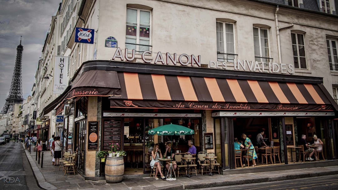 Pin by Cristina on Setting to My Life Street, Sidewalk cafe, Cozy cafe