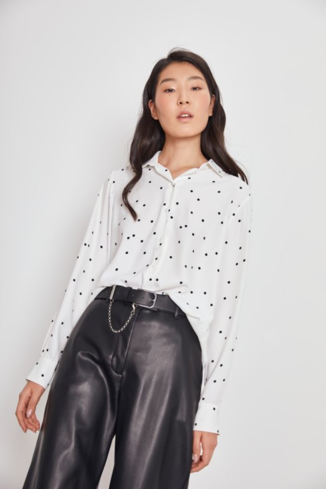 Ремень с декоративной цепочкой Lime