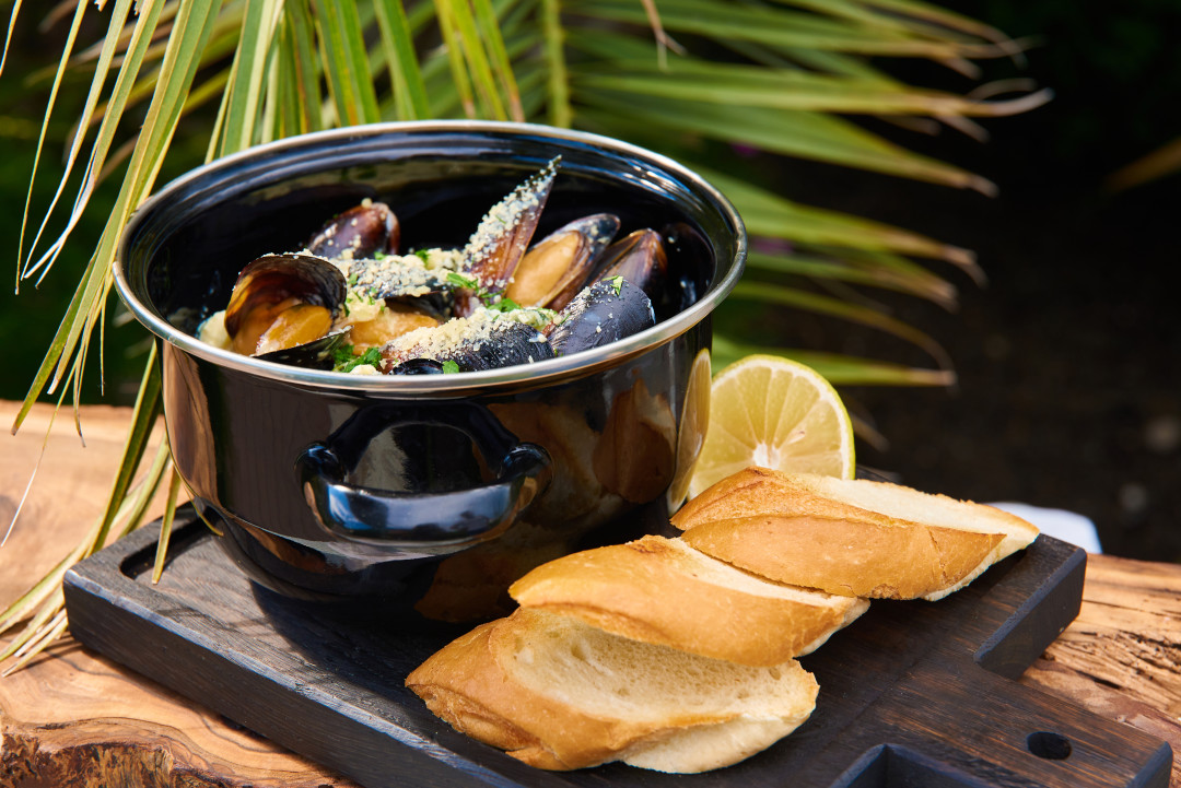 Мидии в сливочно-чесночном соусе