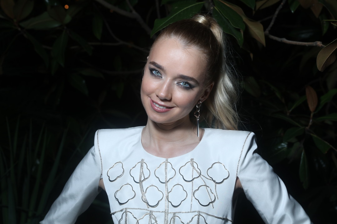 Алена Чехова в серьгах TOUS