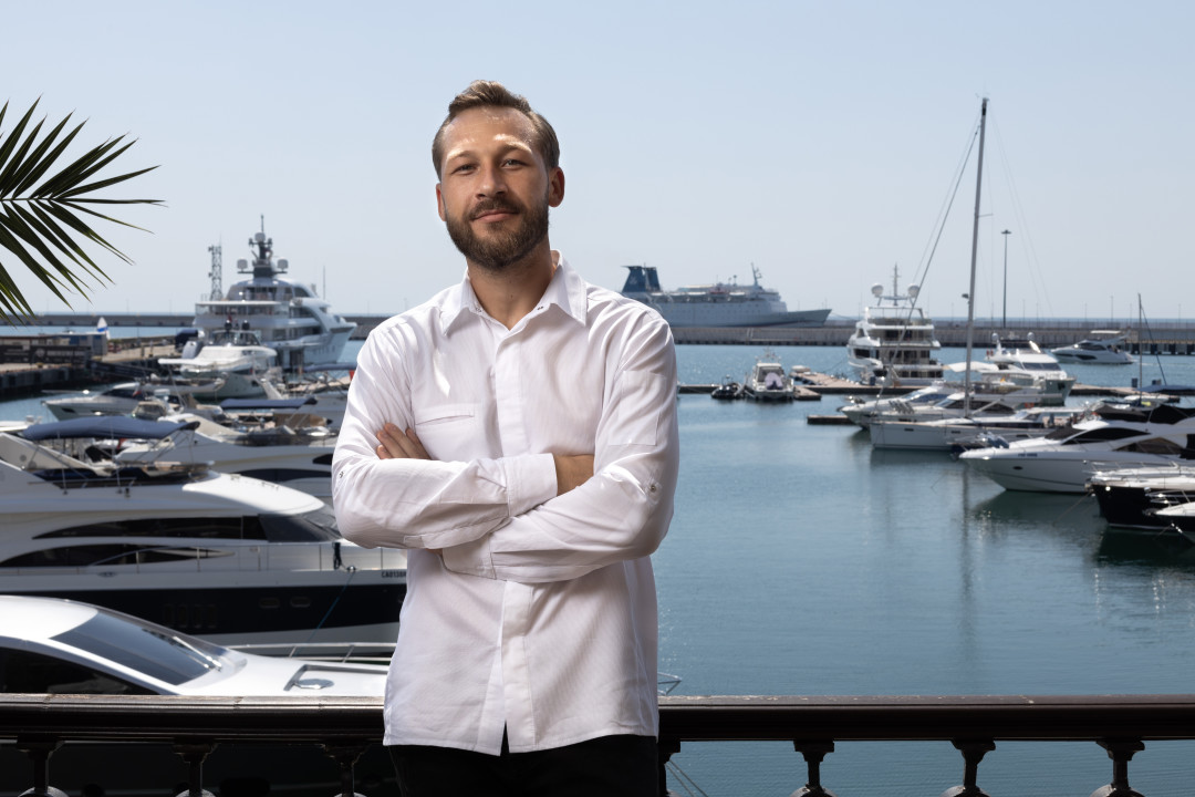 Бренд-шеф Илья Захаров