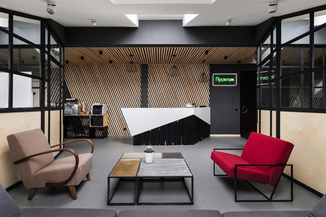 «Практик» на Невском, 153