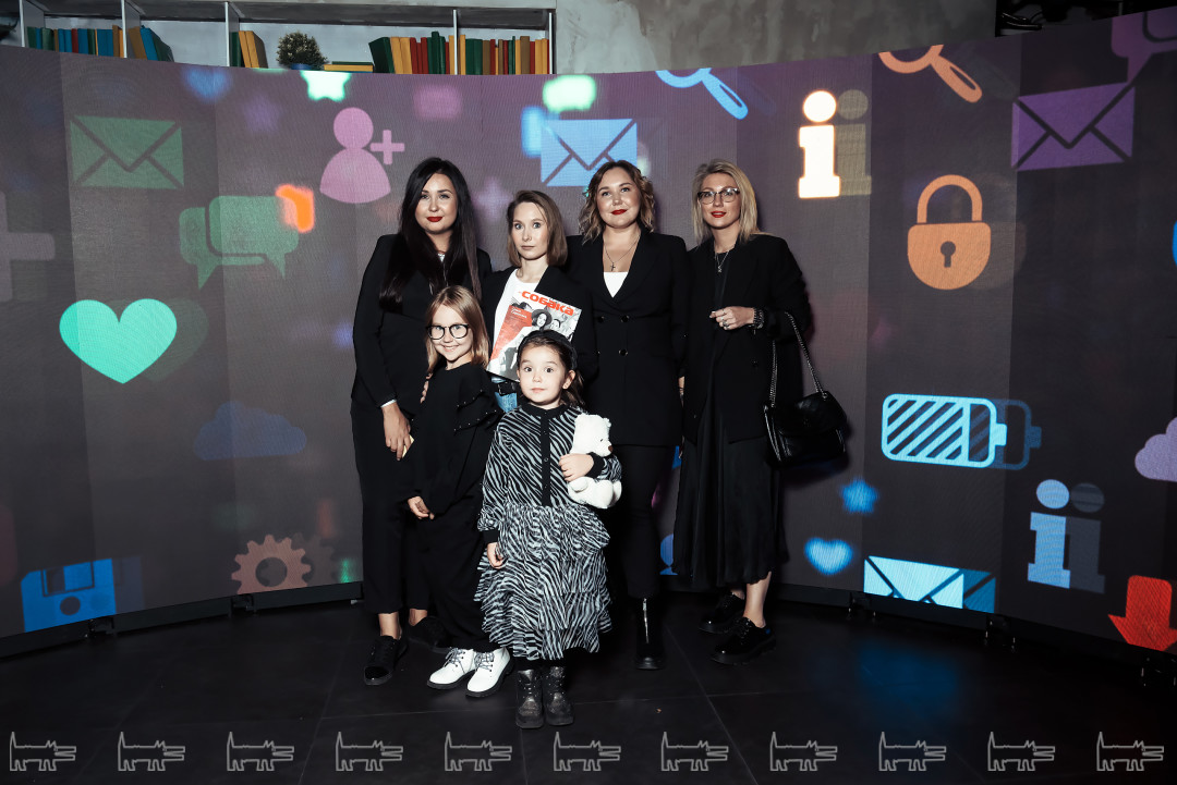 Чернова Мария, Сидорова Ксения, Зудилина Юлия, Минажева Оксана, Чернова Дарья и Гребнева Венера