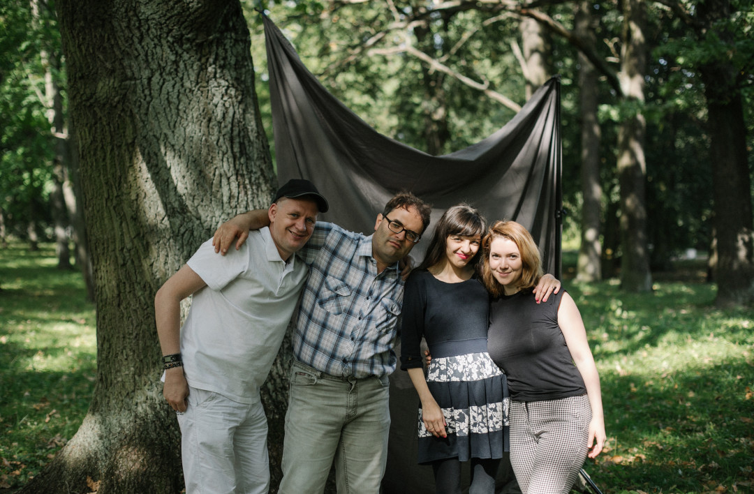 Аля и сотрудники «Между нами»