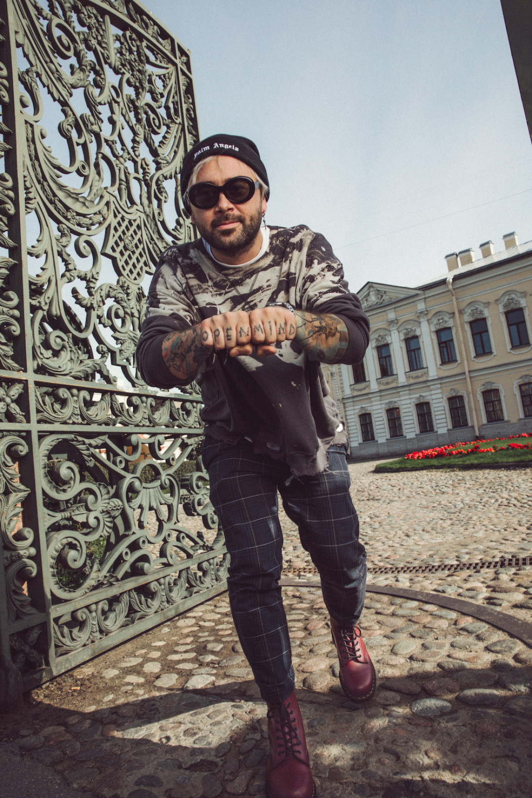 Модель Dr.Martens 1460 прошла сквозь время и стала неотъемлемой частью модной истории