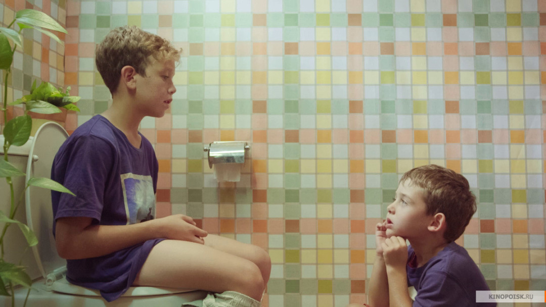 «Почтальон в трусах». Режиссеры Даниэль Бинстед, Бен Цив. Израиль, 2016 год. Два брата помогают эксцентричному почтальону, который только что влюбился