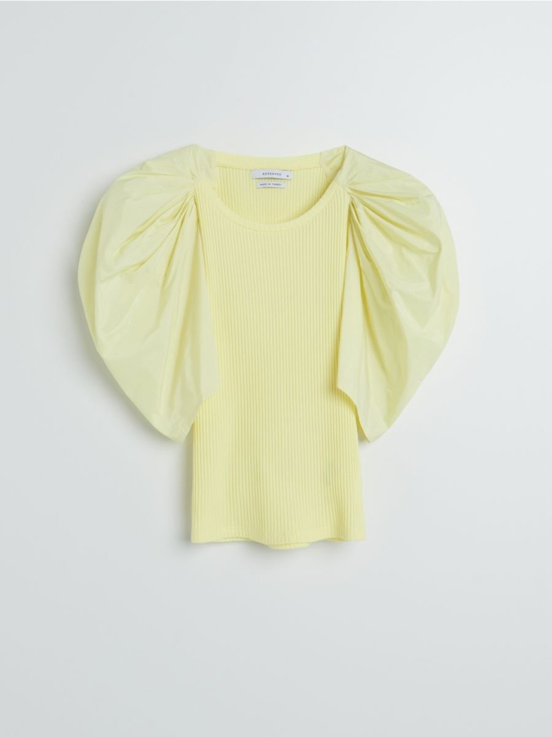 Блуза Reserved, «Галерея», Лиговский пр., 30а, «Сити Молл», Коломяжский проспект, 17, 599 руб.