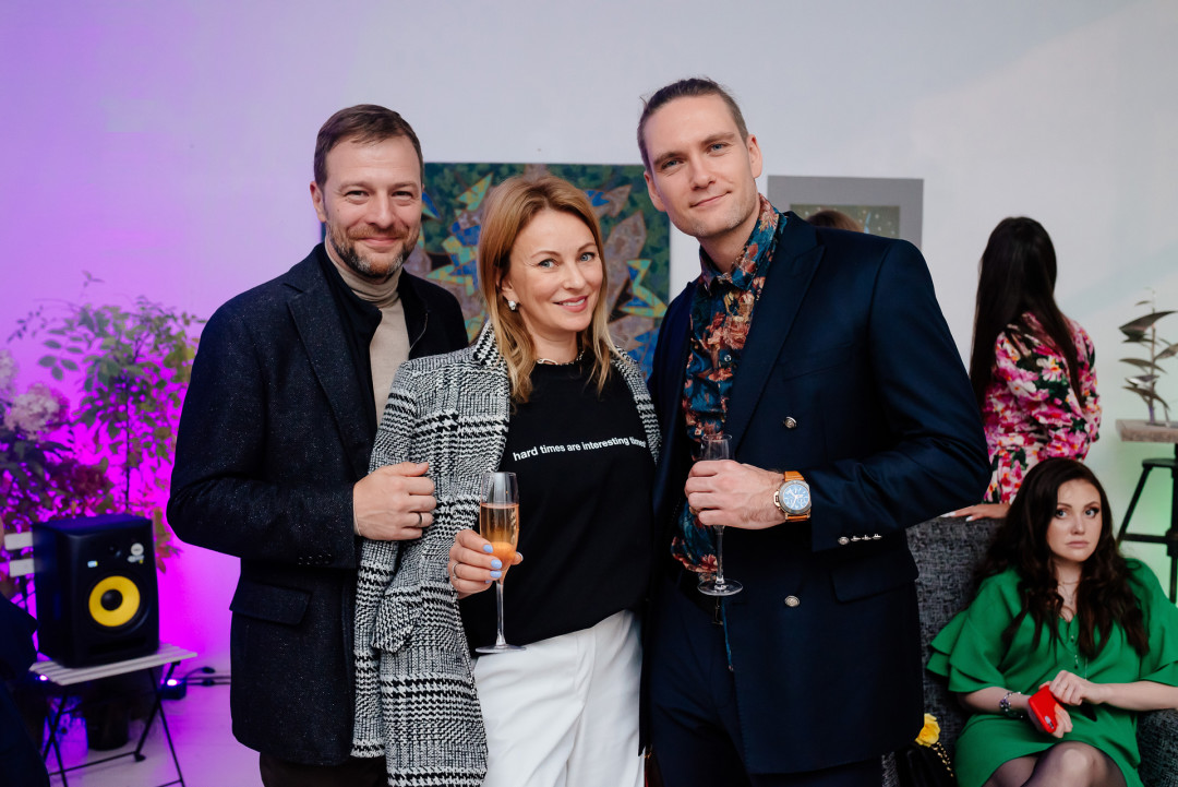 Виталий Новиков ,Галина Свинген и Андрей Кочетков