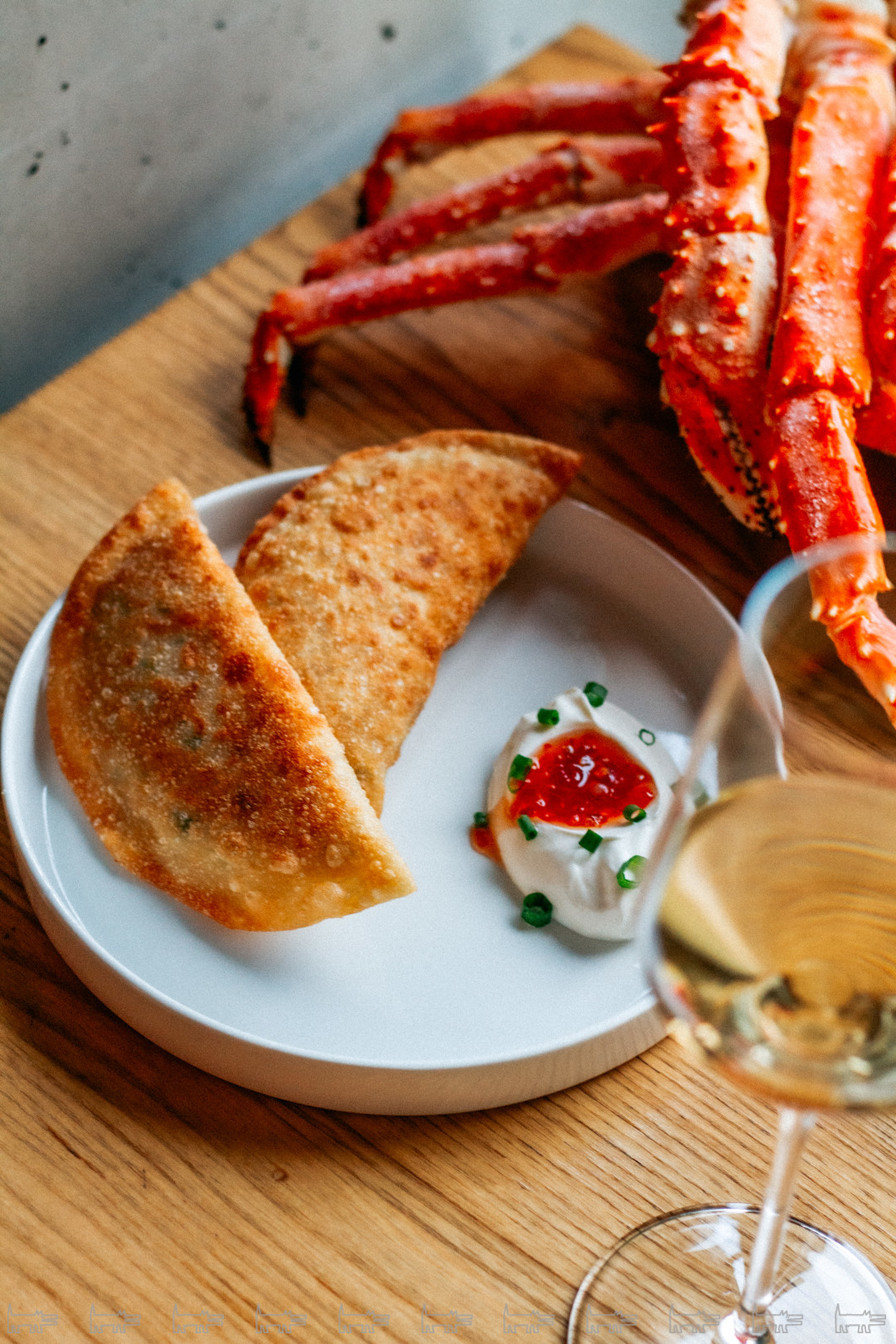 Крабовые "чебуреки", цена: 490 руб.